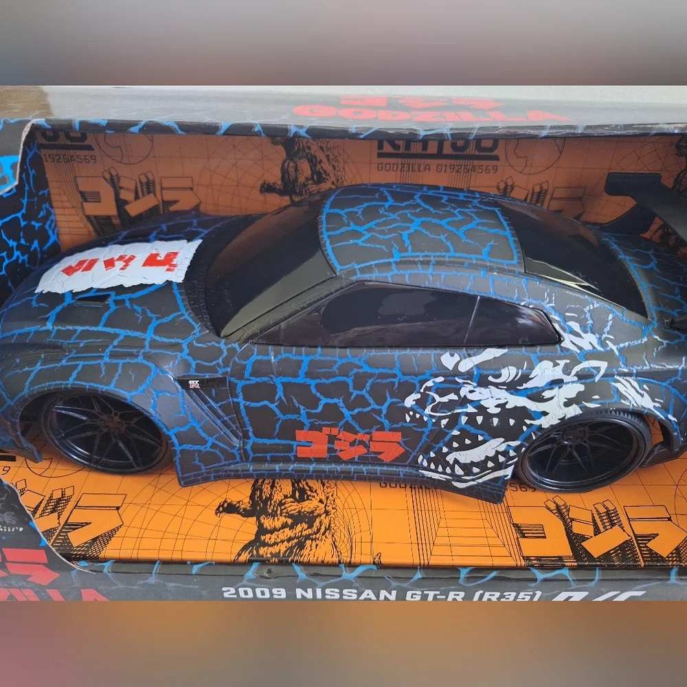 Jada Toys Godzilla 2009 Nissan GT-R (R35) R/C Car NEW